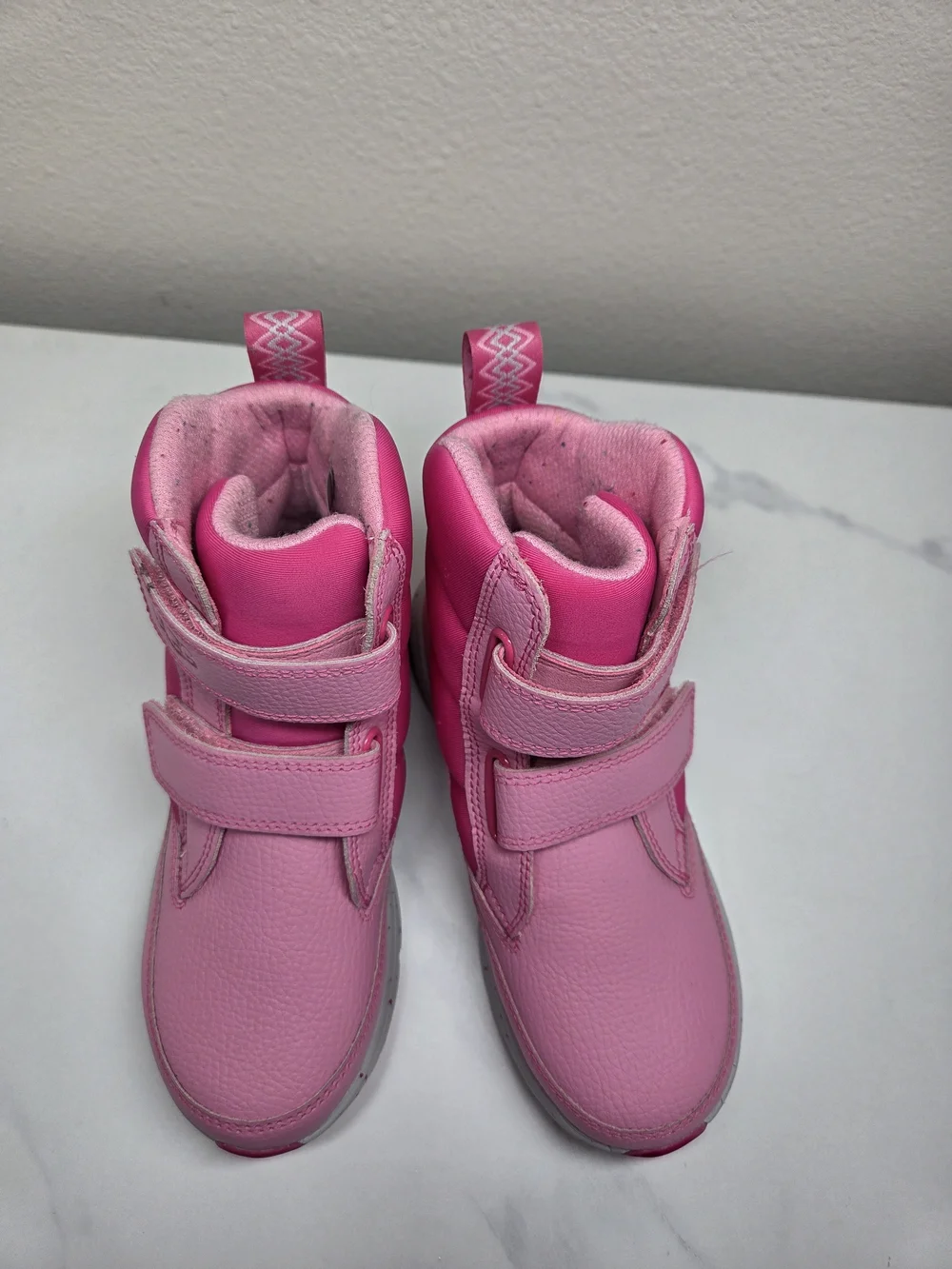 UGG Dannie Weather Waterproof Boots Sachet Pink Berry Kids Size 13 NWOB